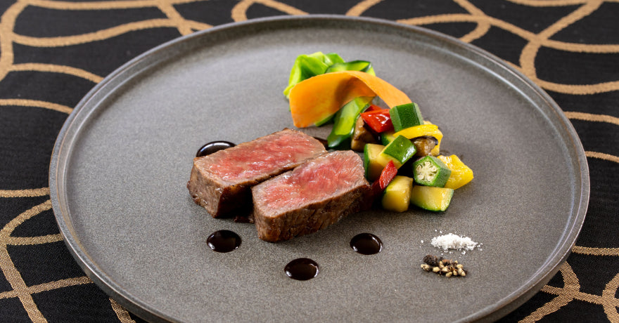 画像：プレミアムコース肉料理